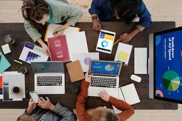 what-digital-marketing-is-presentation-in-a-meeting